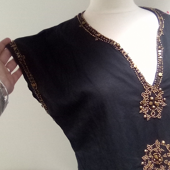 Black Bronze Beaded Raviya Short Sleeve Tunic - Picture 5 of 15